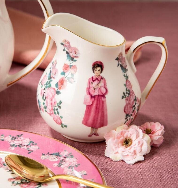REPLICA JARRA LECHE DOLORES UMBRIDGE DESCATALOGADO HARRY POTTER