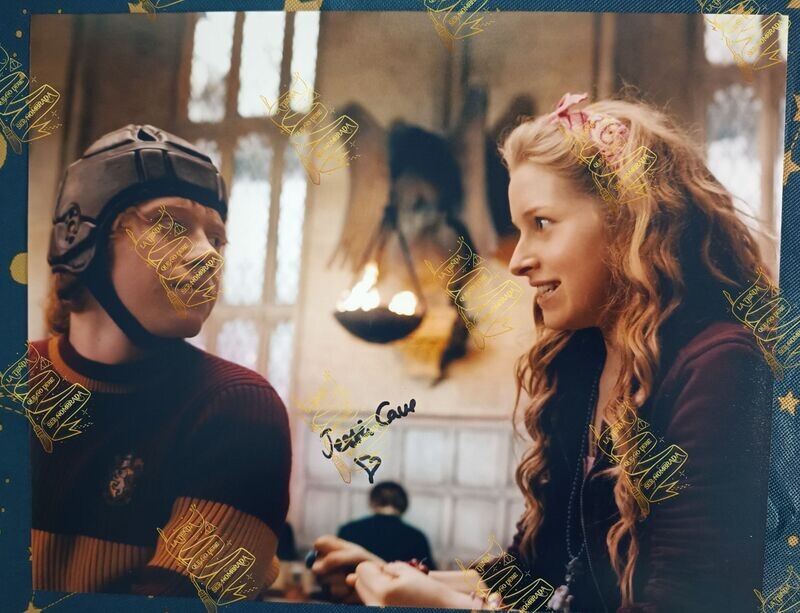FOTOGRAFIA FIRMADA POR LAVENDER BROWN (JESSIE CAVE)