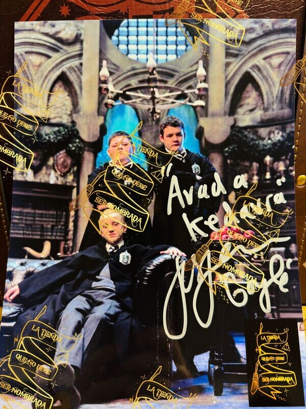 FOTOGRAFIA FIRMADA POR GREGORY GOYLE (JOSH HERDMAN)