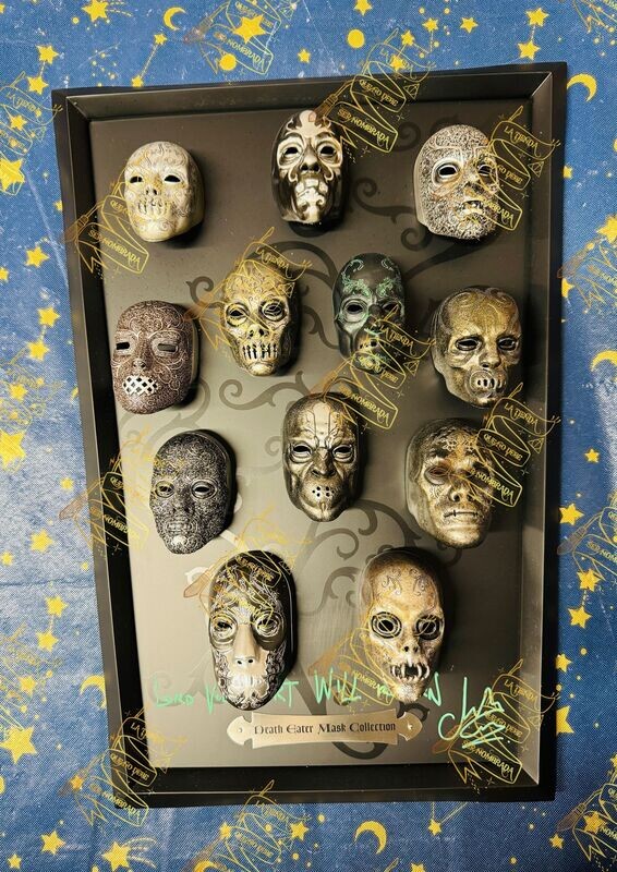 COLECCION MASCARAS DE LOS MORTIFAGOS FIRMADO POR TOM RIDDLE (CHRISTIAN COULSON)