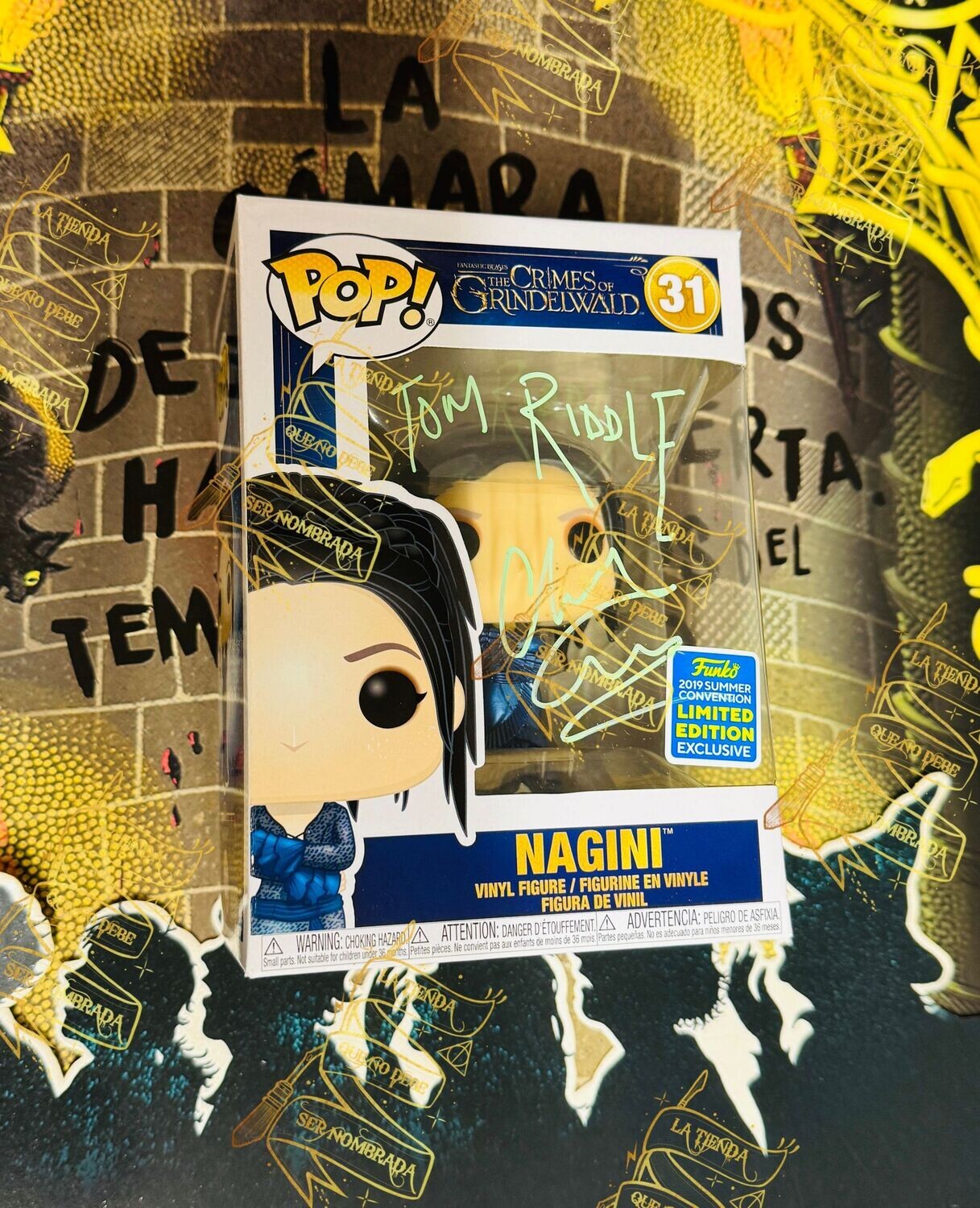 FUNKO POP Nº31 NAGINI FIRMADO POR TOM RIDDLE (CHRISTIAN COULSON)