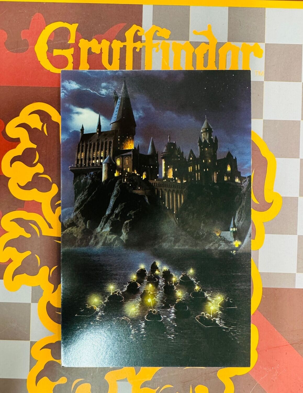 POSTAL HARRY POTTER Y LA PIEDRA FILOSOFAL