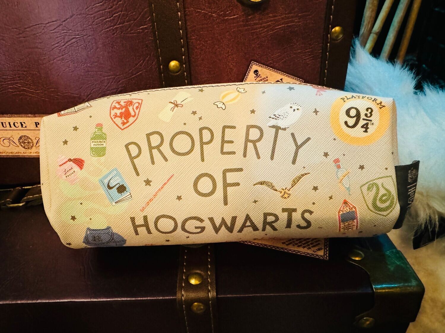 PORTATODO PROPERTY OF HOGWARTS HARRY POTTER