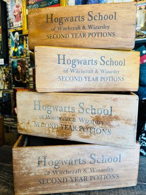 REPLICA CAJAS MADERA HOGWARTS
