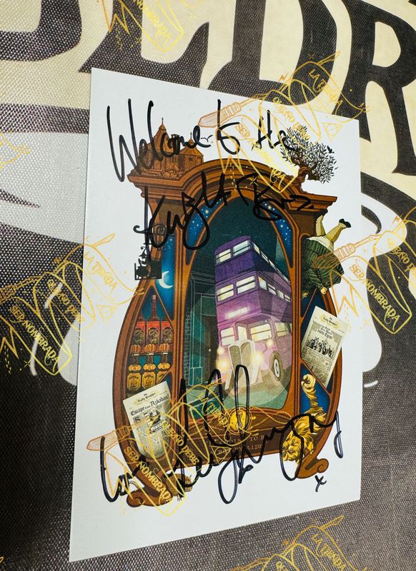 POSTAL MINALIMA KNIGHT BUS FIRMADA POR STAN SHUNPIKE (LEE INGLEBY)