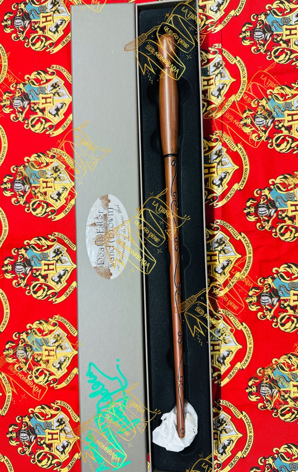 VARITA FIRMADA POR DEATH EATER BROWN (PETER PEDRERO)