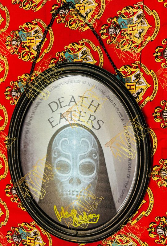 MARCO ESPEJO DEATH EATER FIRMADO POR DEATH EATER (PETER PEDRERO)