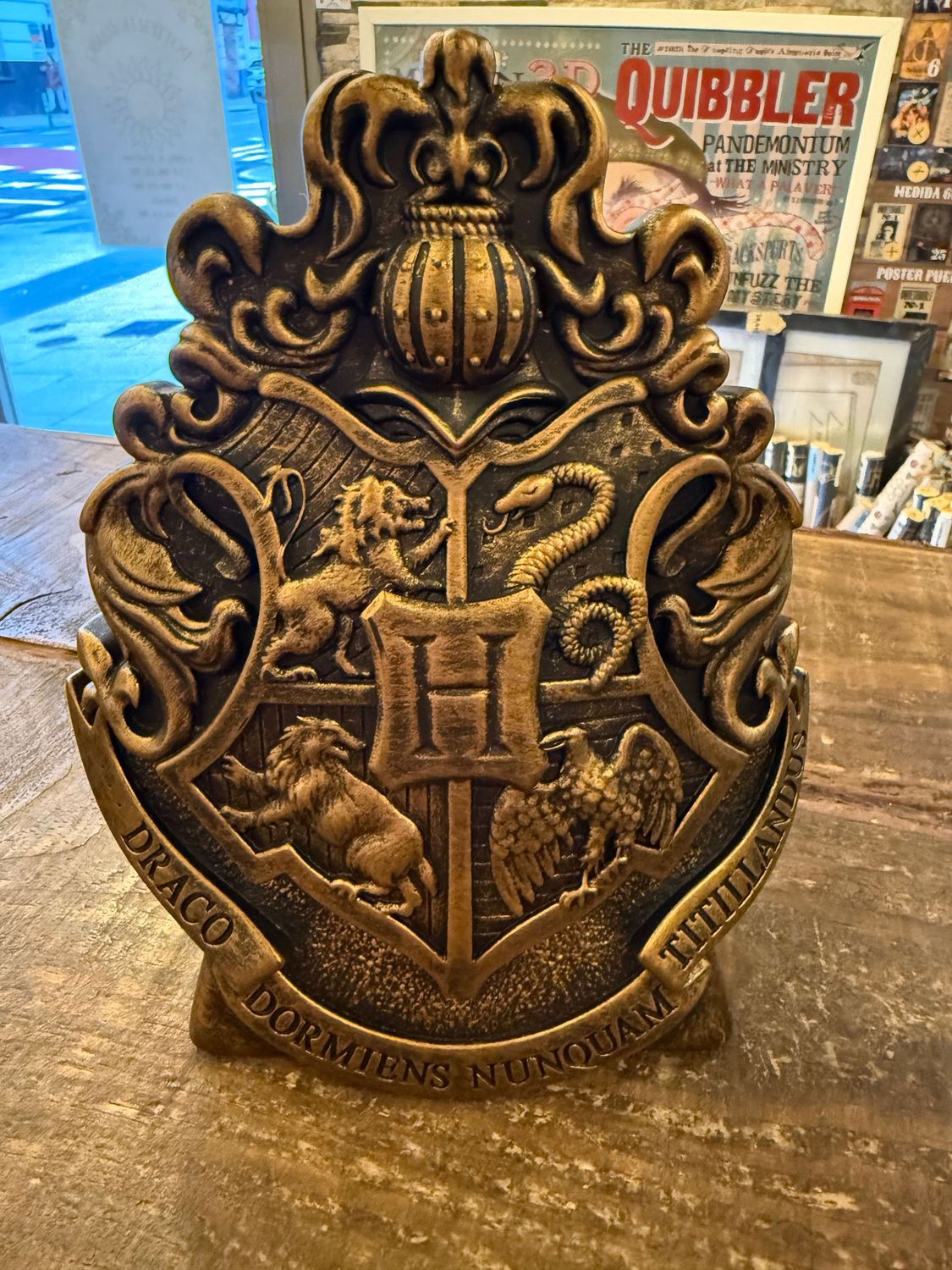 HUCHA ESCUDO HOGWARTS HARRY POTTER