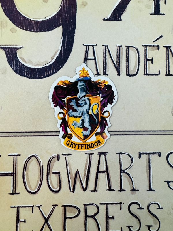 IMAN ESCUDO GRYFFINDOR HARRY POTTER