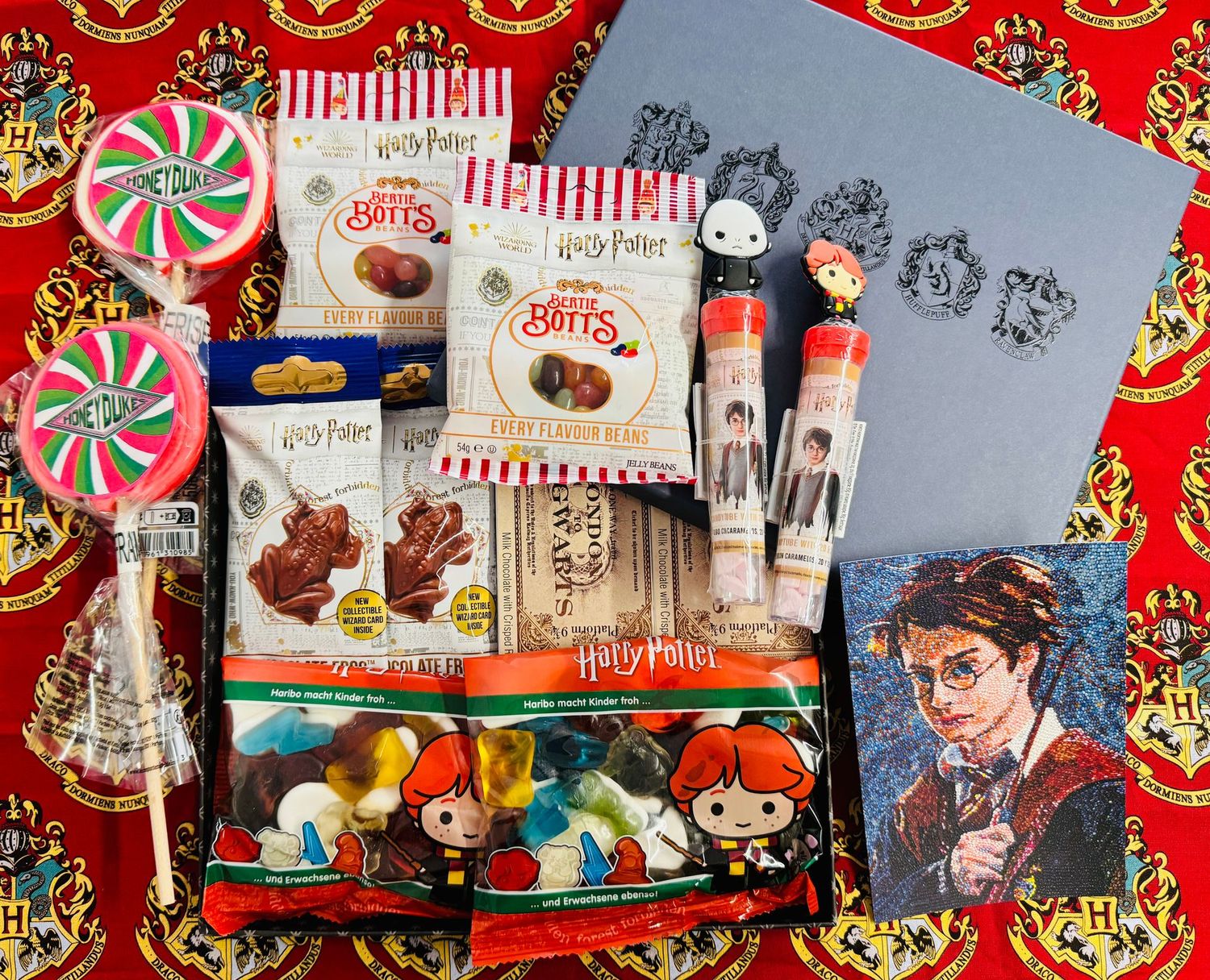 CAJA REGALO HOGWARTS DULCES MUNDO MAGICO HARRY POTTER