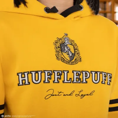 CHAQUETAS & SUDADERAS