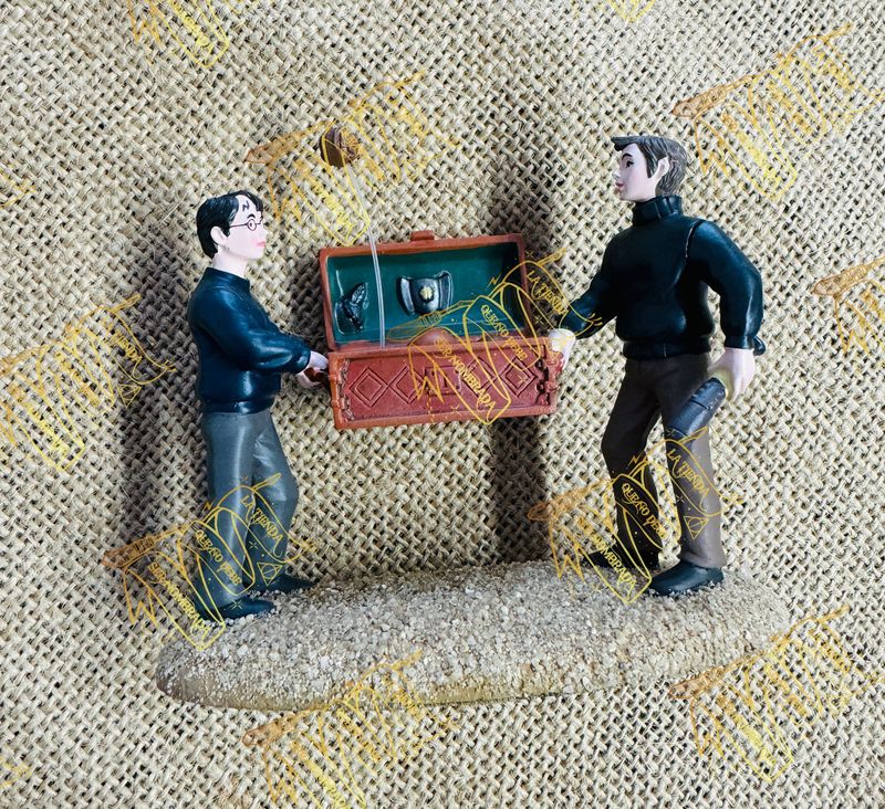 FIGURA MINIATURA EXCLUSIVA QUIDDITCH FIRMADA POR OLIVER WOOD (SEAN BIGGERSTAFF)