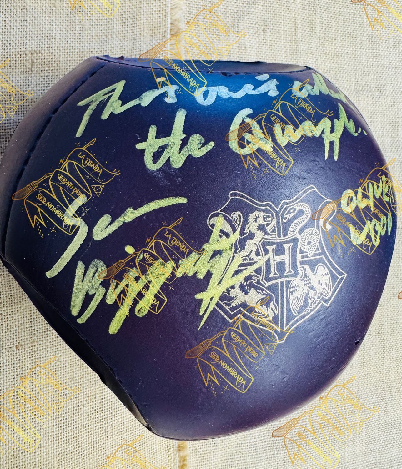 REPLICA QUAFFLE DESCATALOGADA FIRMADA POR OLIVER WOOD (SEAN BIGGERSTAFF)
