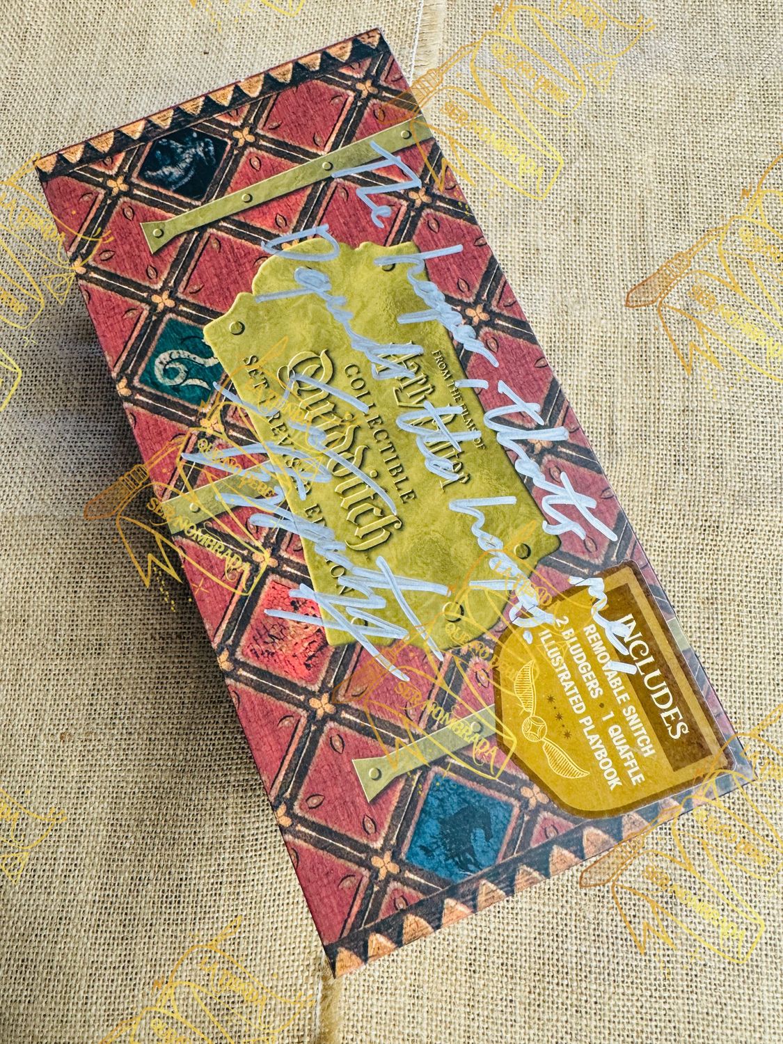 REPLICA BAUL QUIDDITCH FIRMADO POR OLIVER WOOD (SEAN BIGGERSTAFF)
