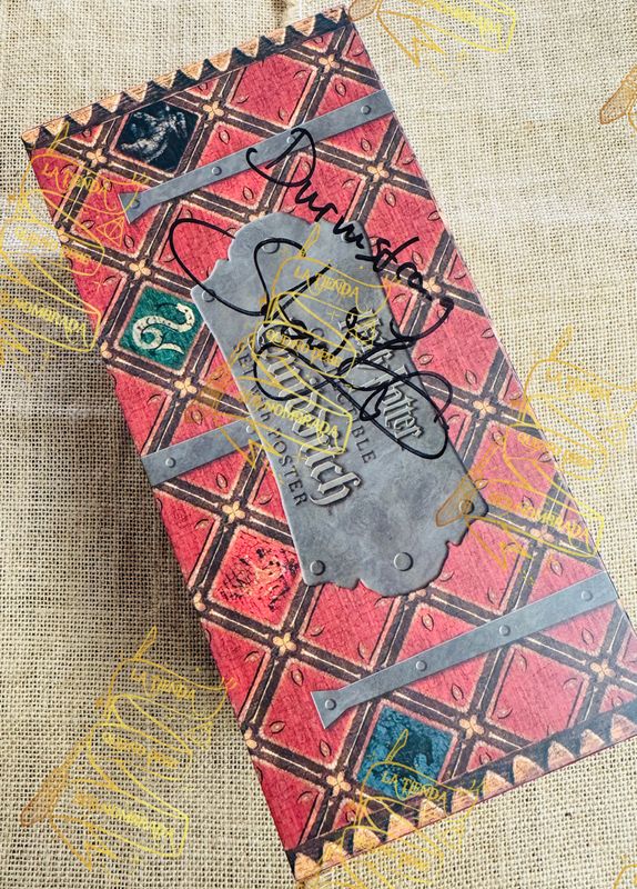 REPLICA DESCATALOGADA BAUL QUIDDITCH FIRMADO POR VIKTOR KRUM (STAN YANEVSKI) & OLIVER WOOD (SEAN BIGGERSTAFF)