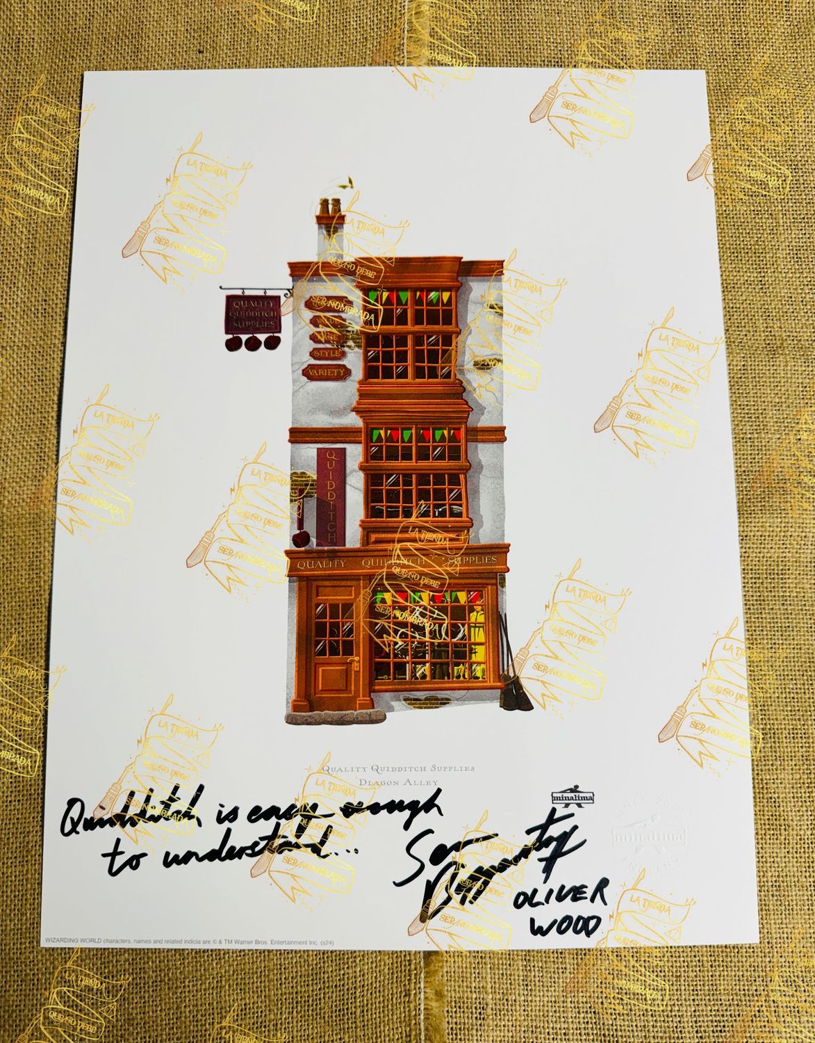 LITOGRAFIA EXCLUSIVA MINALIMA QUIDDITCH SUPPLIES FIRMADA POR OLIVER WOOD (SEAN BIGGERSTAFF)