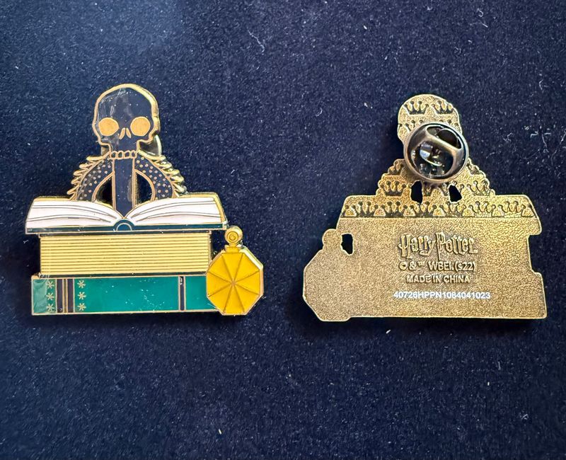 PIN LIBRO HARRY POTTER Y EL PRINCIPE MESTIZO FUNKO HARRY POTTER