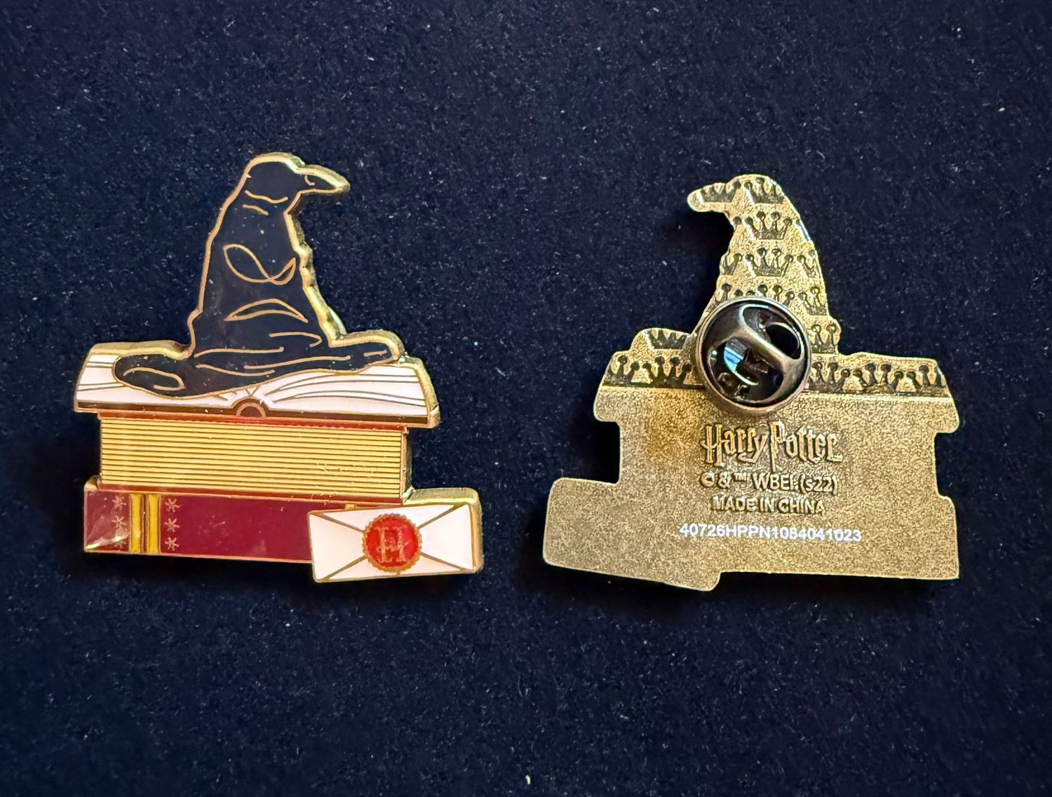PIN LIBRO HARRY POTTER Y LA PIEDRA FILOSOFAL FUNKO HARRY POTTER