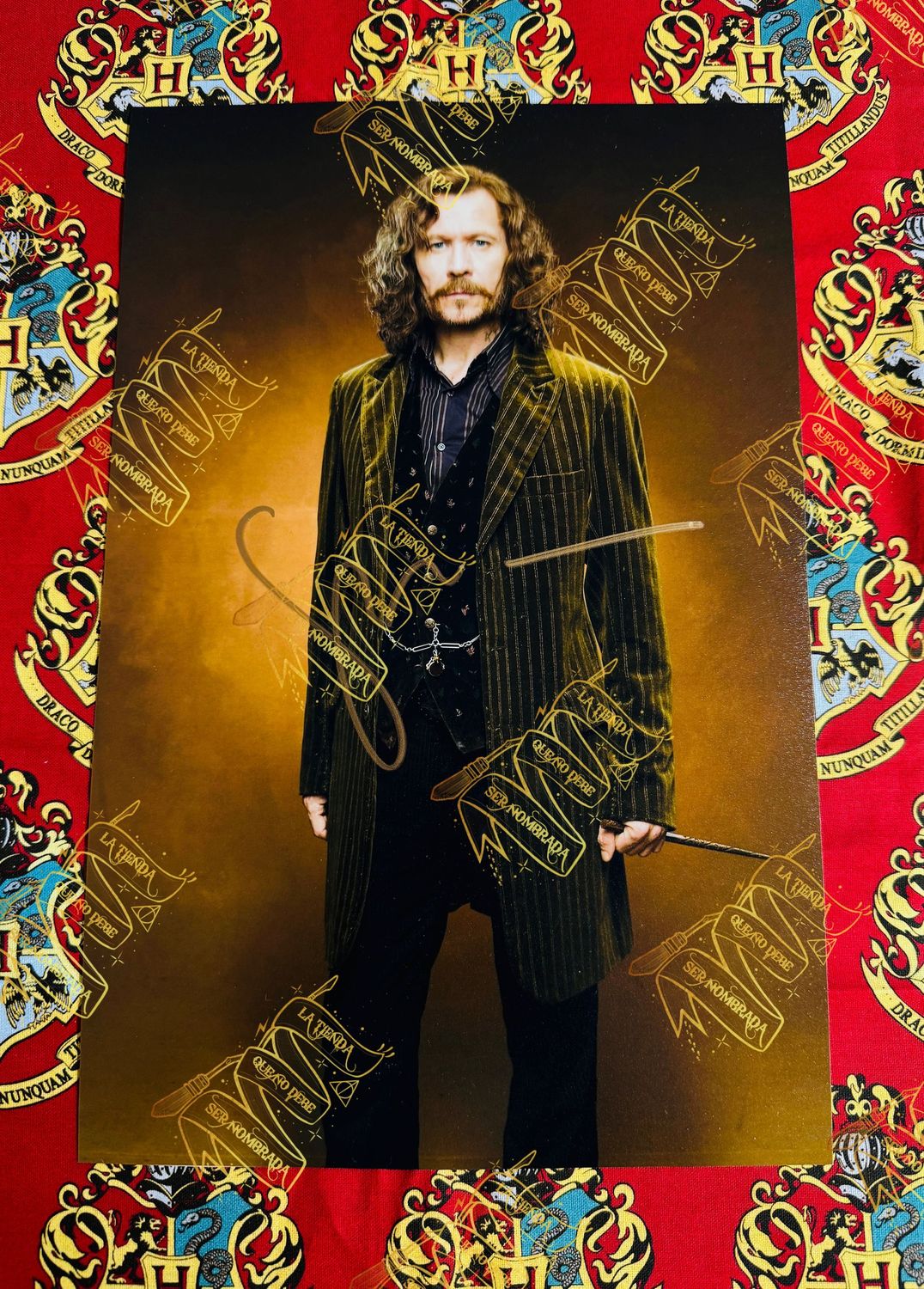 FOTOGRAFIA FIRMADA POR SIRIUS BLACK ( GARY OLDMAN )