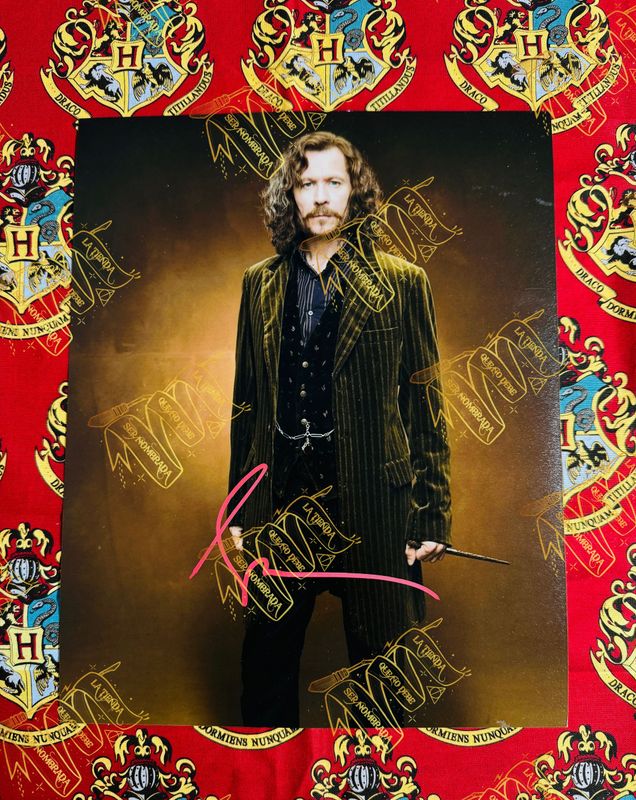 FOTOGRAFIA FIRMADA POR SIRIUS BLACK (GARY OLDMAN)
