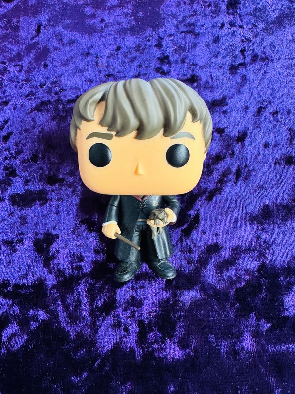 FIGURA NEVILLE LONGBOTTOM Nº22 FUNKO POP SIN CAJA