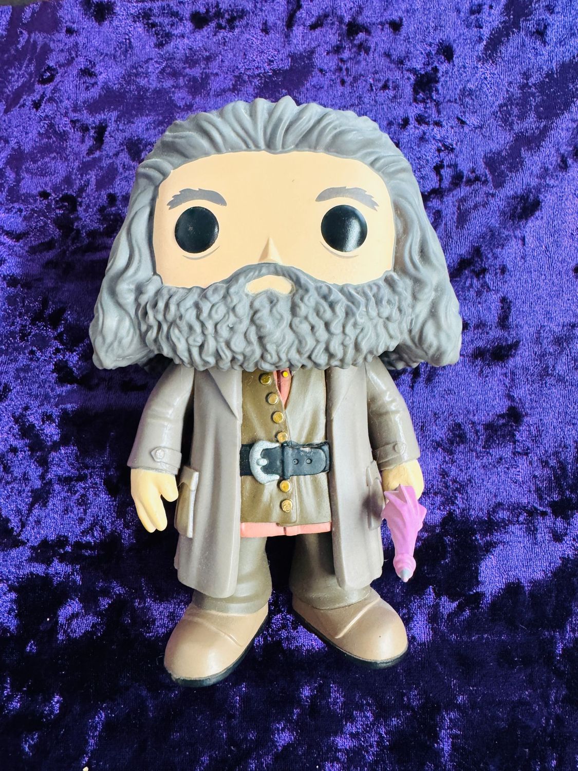 FIGURA HAGRID CON PARAGUAS Nº07 FUNKO POP SIN CAJA