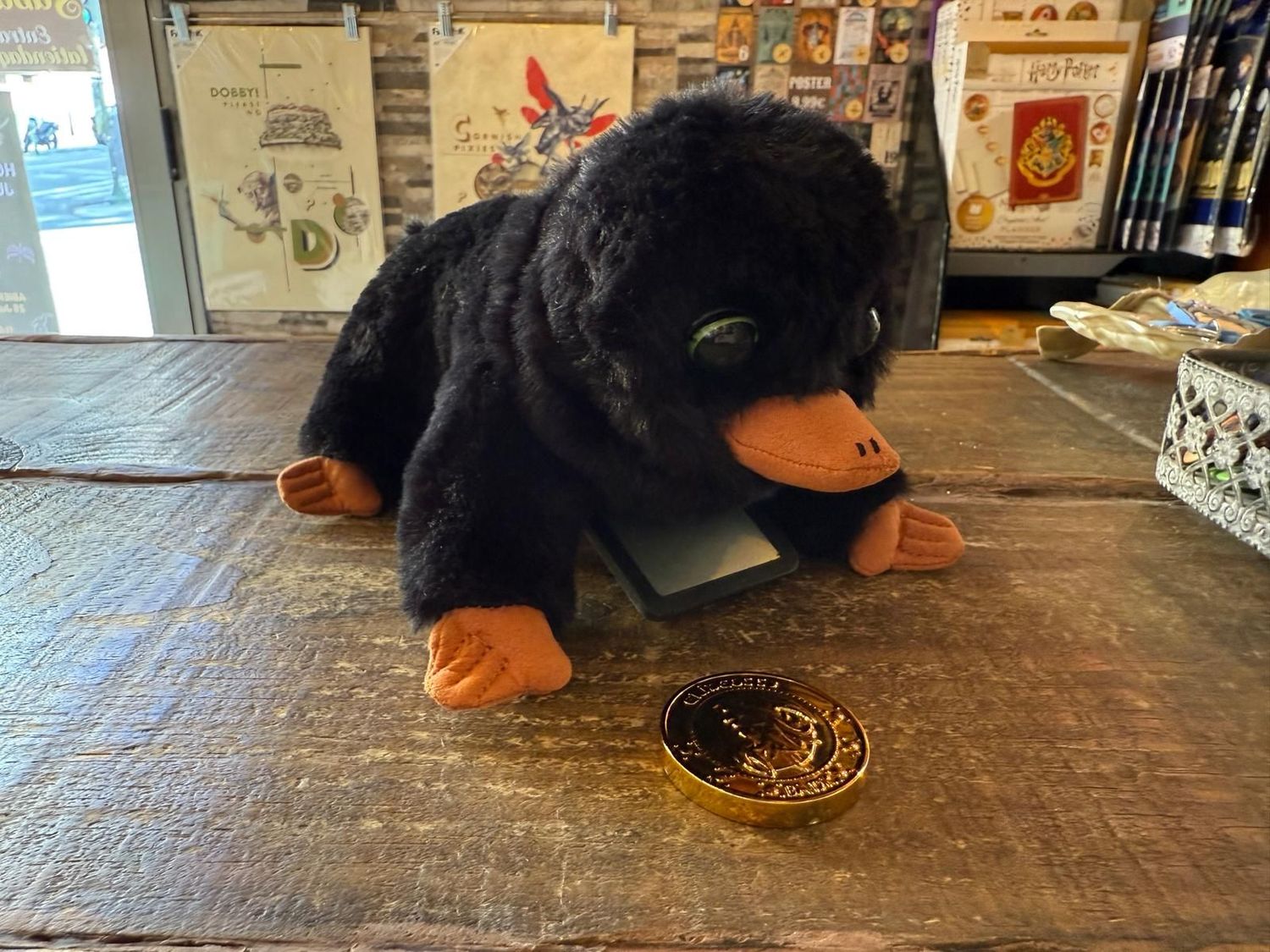PELUCHE BEBE NIFFLER INTERACTIVO HARRY POTTER