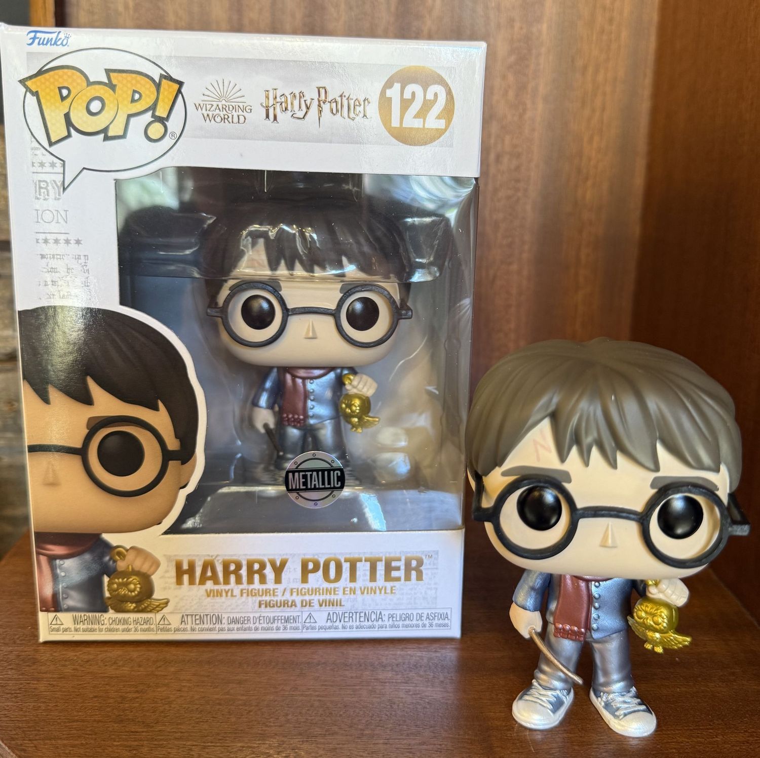 FIGURA HARRY POTTER HOLIDAY  METALIZADO SPECIAL EDITION FUNKO POP