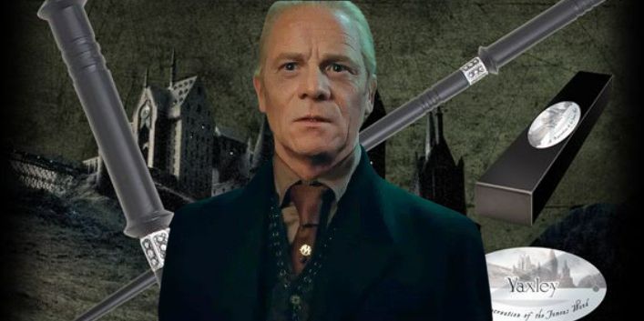 VARITA YAXLEY C/PINZA HARRY POTTER NOBLE COLLECTION