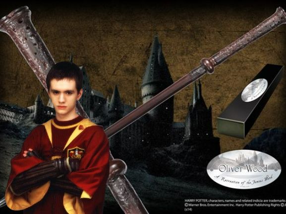VARITA OLIVER WOOD C/PINZA HARRY POTTER NOBLE COLLECTION