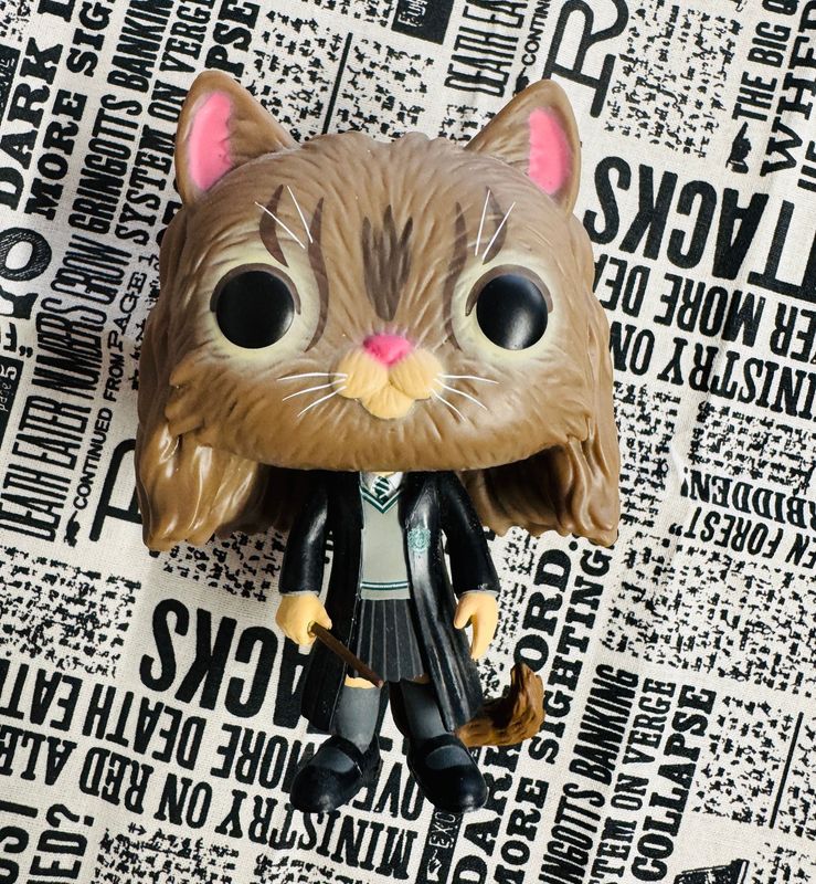 FIGURA HERMIONE GRANGER GATO Nº77 FUNKO POP SIN CAJA