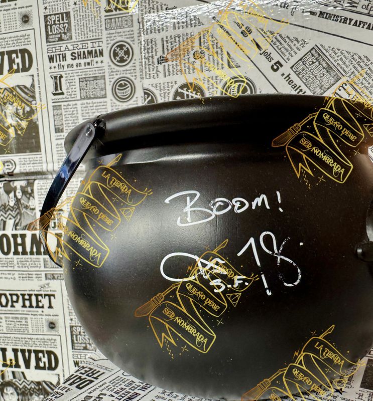 CALDERO FIRMADA POR SEAMUS FINNIGAN (DEVON MURRAY)