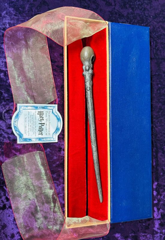 VARITA OLLIVANDERS DESCATALOGADA OJO LOCO HARRY POTTER