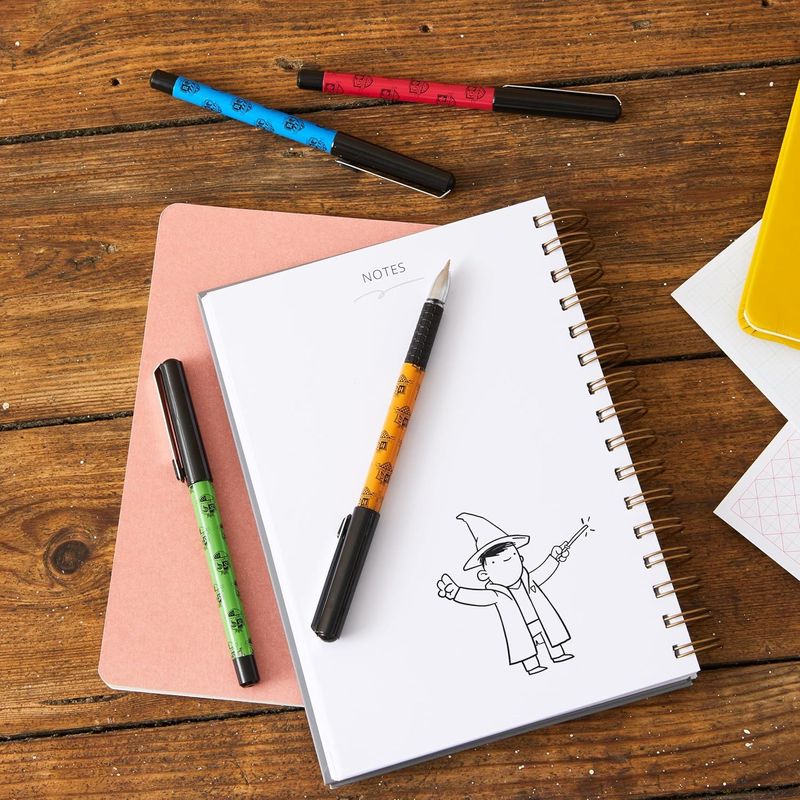 SET 4 BOLIGRAFOS CASAS HOGWARTS HARRY POTTER