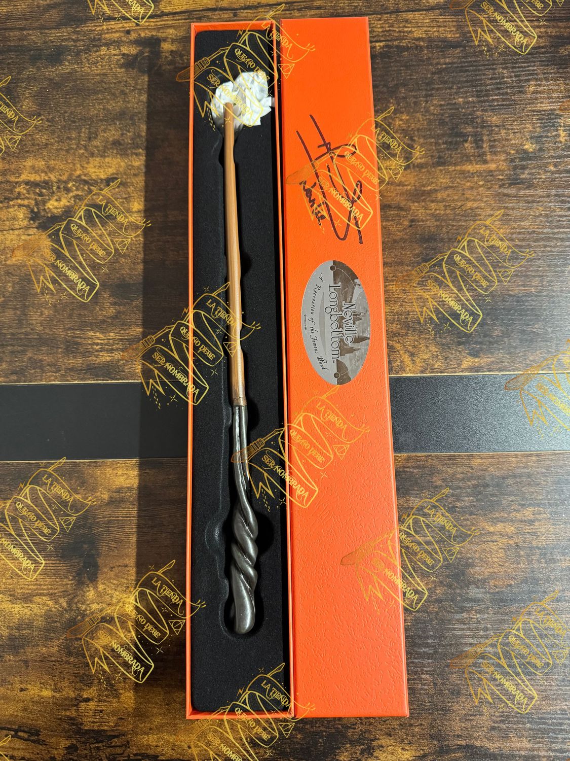 VARITA FIRMADA POR NEVILLE LONGBOTTOM (MATTHEW LEWIS)