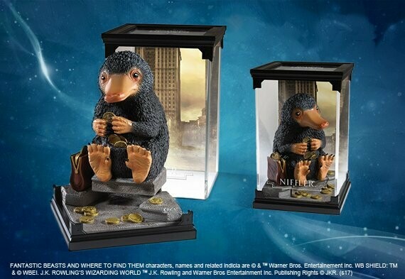 FIGURA ESCARBATO NIFFLER CRIATURAS MAGICAS NOBLE COLLECTION