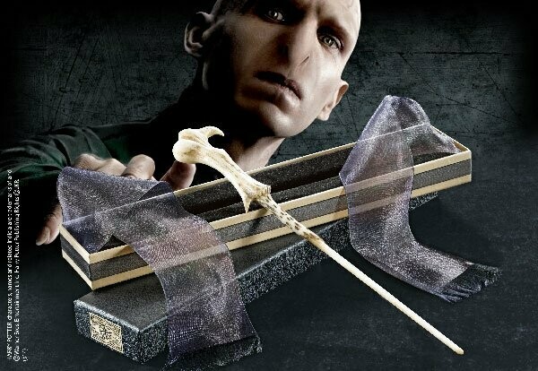 VARITA LORD VOLDEMORT OLLIVANDERS HARRY POTTER NOBLE COLLECTION