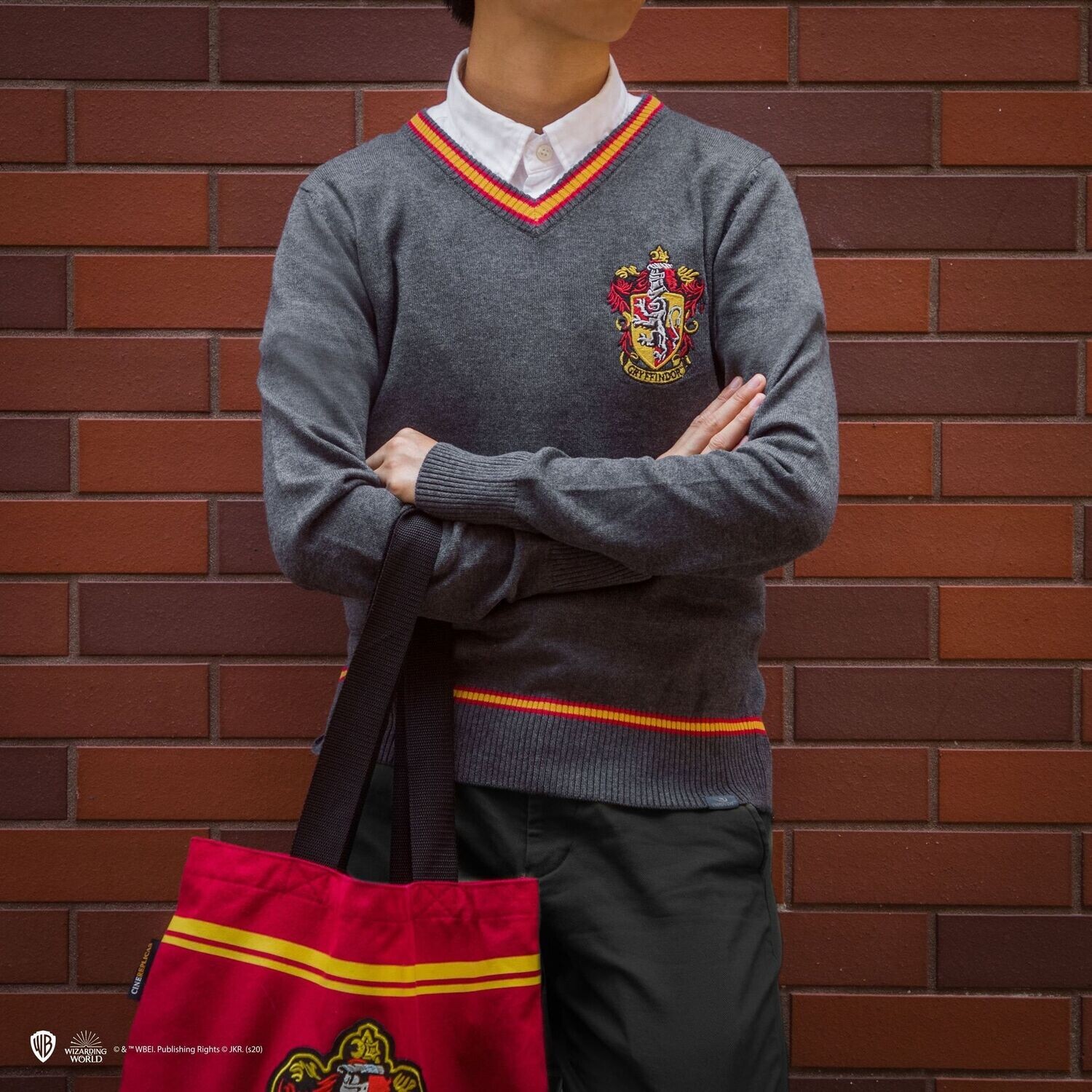 JERSEY GRYFFINDOR M HARRY POTTER CINE REPLICAS