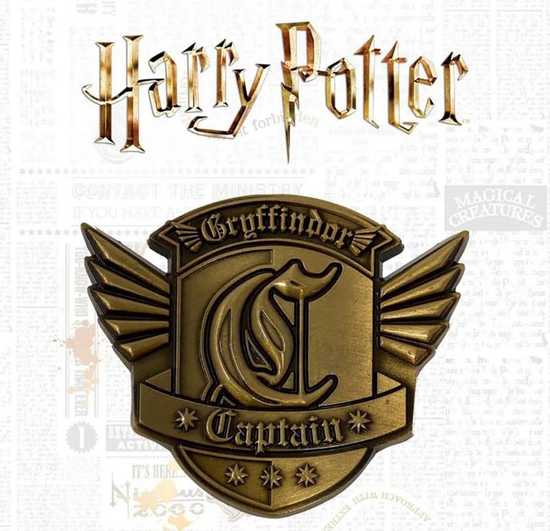 REPLICA MEDALLON CAPITAN QUIDDITCH GRYFFINDOR NUMERADA HARRY POTTER