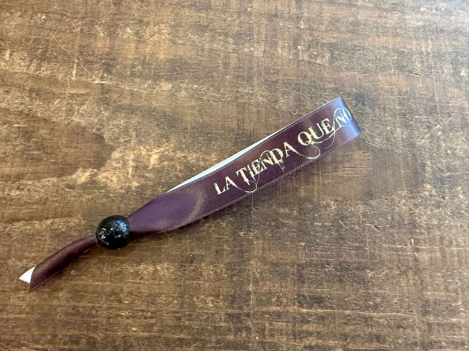 PULSERA EXCLUSIVA LA TIENDA QUE NO DEBE SER NOMBRADA