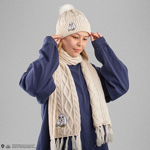 SET GORRO & BUFANDA HEDWIG HARRY POTTER SET GORRO & BUFANDA HEDWIG HARRY POTTER