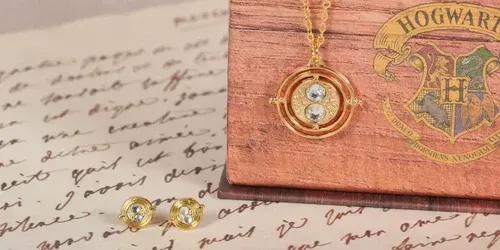 COFRE HERMIONE GRANGER COLLAR & PENDIENTES GIRATIEMPOS HARRY POTTER