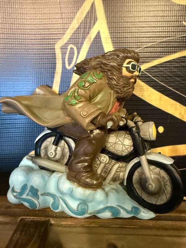 FIGURA RUBEUS HAGRID MOTO DISEÑADO POR JIM SHORE HARRY POTTER ENESCO