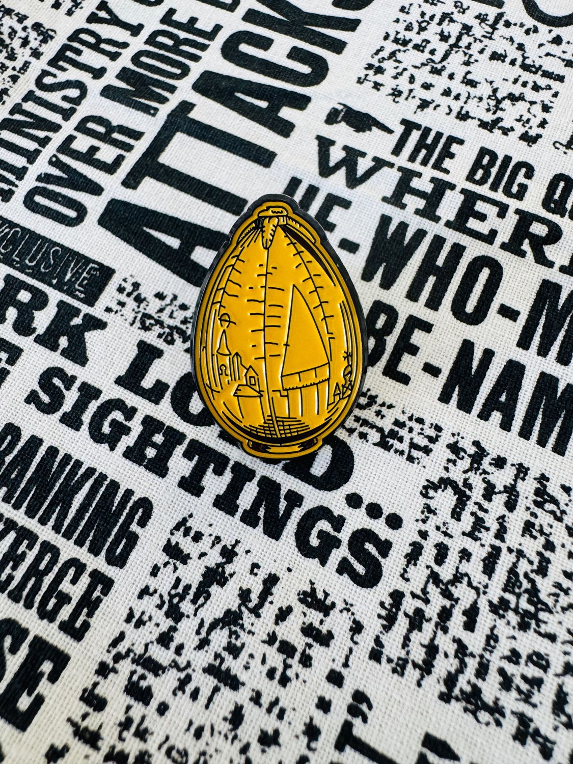 PIN HUEVO DORADO CALIZ DE FUEGO HARRY POTTER PIN HUEVO DORADO CALIZ DE FUEGO HARRY POTTER