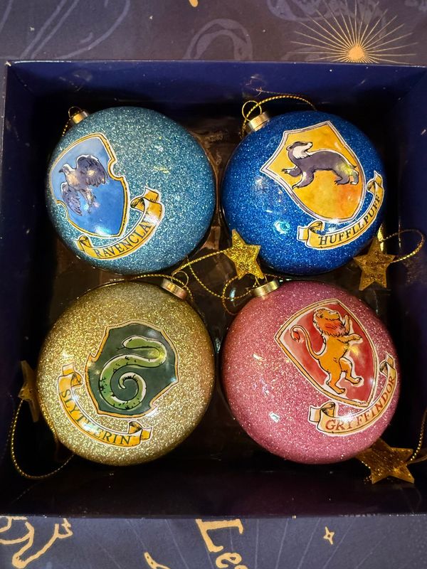 SET 4 BOLAS NAVIDAD CASAS HOGWARTS PURPURINA HARRY POTTER