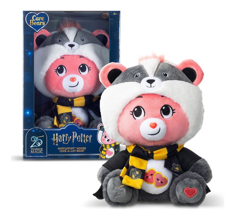 PREVENTA - PELUCHE OSO AMOROSO HUFFLEPUFF CAPUCHA TEJON ESPECIAL 25 ANIVERSARIO HARRY POTTER