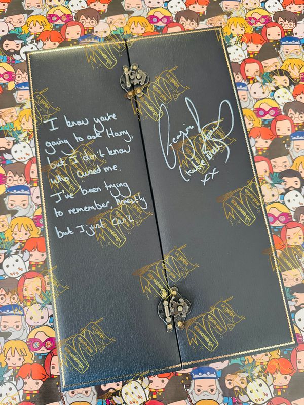 REPLICA COLLAR OPALO MALDITO FIRMADO POR KATIE BELL (GEORGINA LEONIDAS)