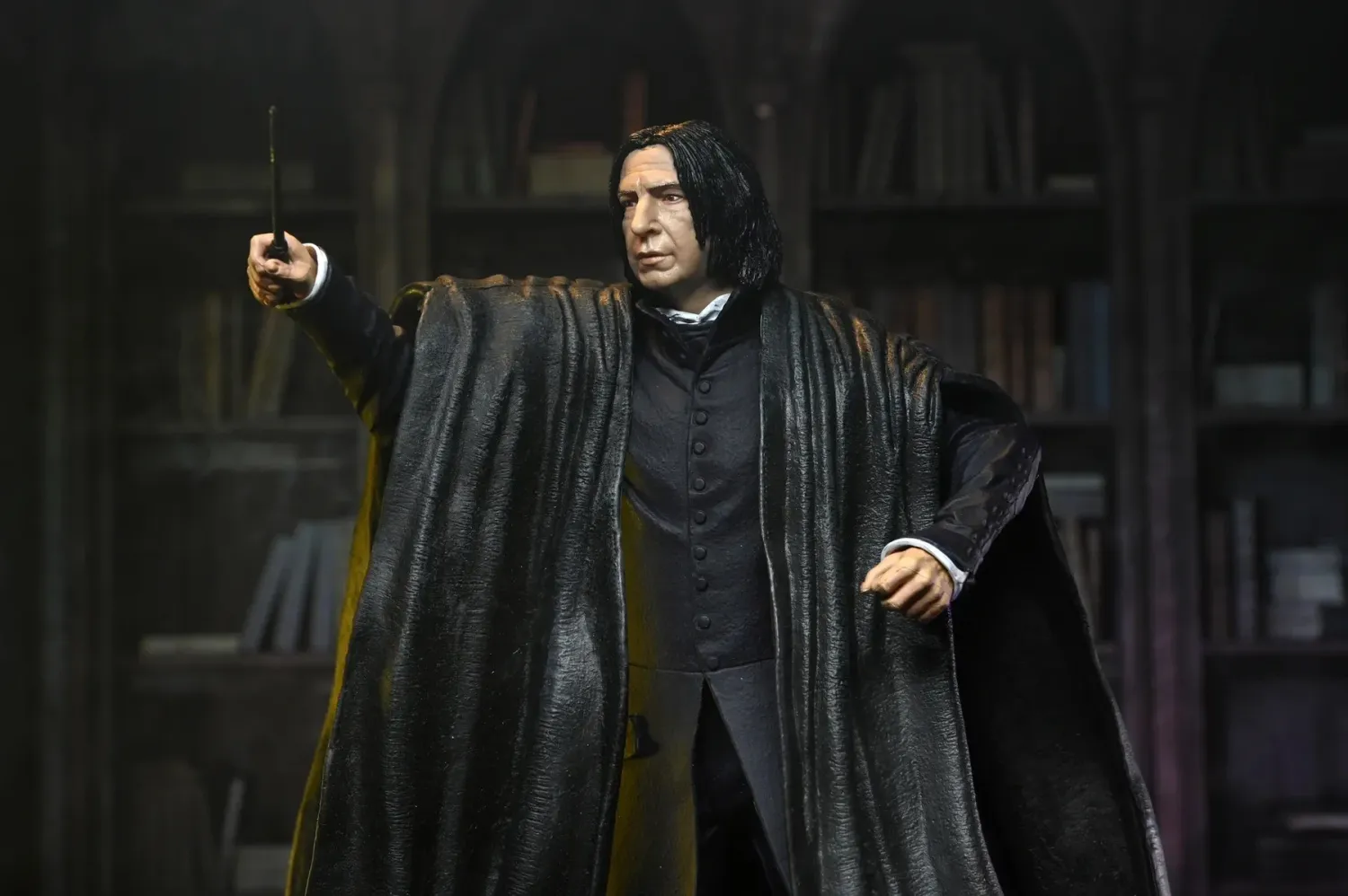 FIGURA SEVERUS SNAPE LEGACY COLLECTION HARRY POTTER