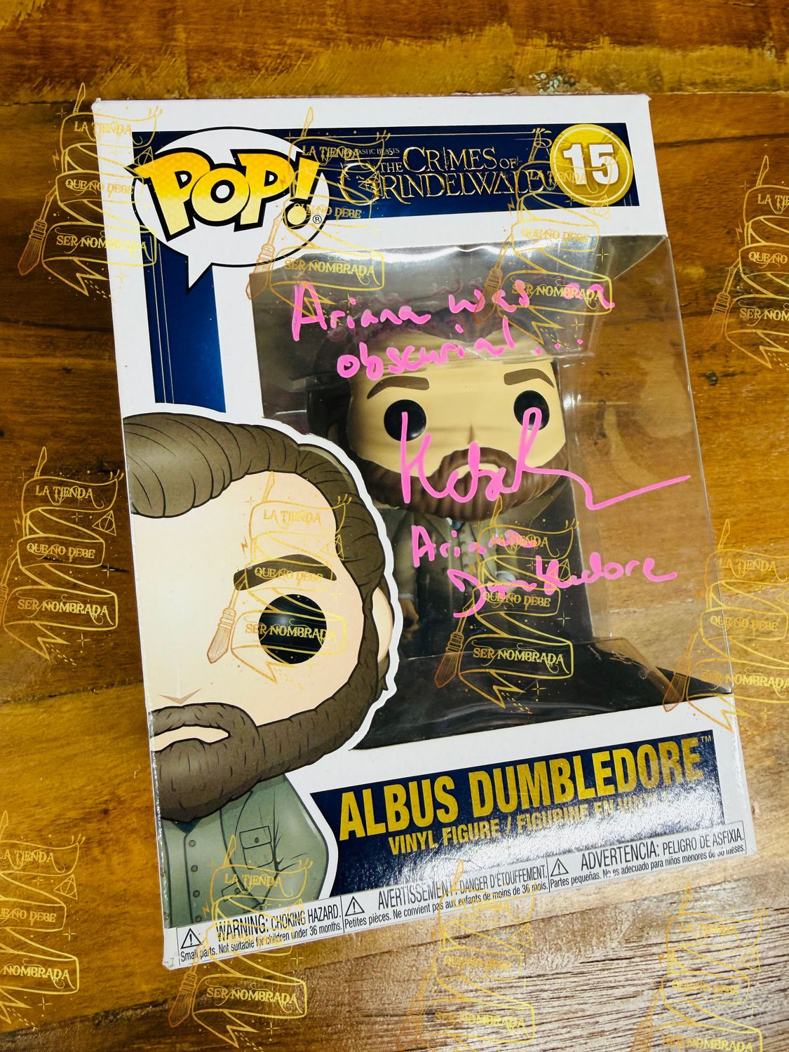 FUNKO POP DESCATALOGADO ALBUS DUMBLEDORE FIRMADO POR ARIANA DUMBLEDORE (HEBE BEARDSALL)