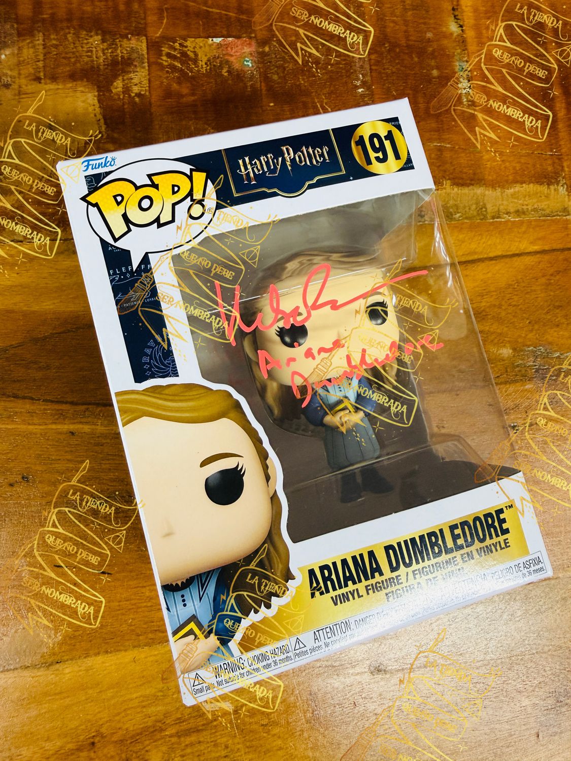 FUNKO POP FIRMADO POR ARIANA DUMBLEDORE (HEBE BEARDSALL)